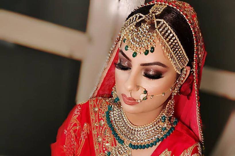 Bridal makeup