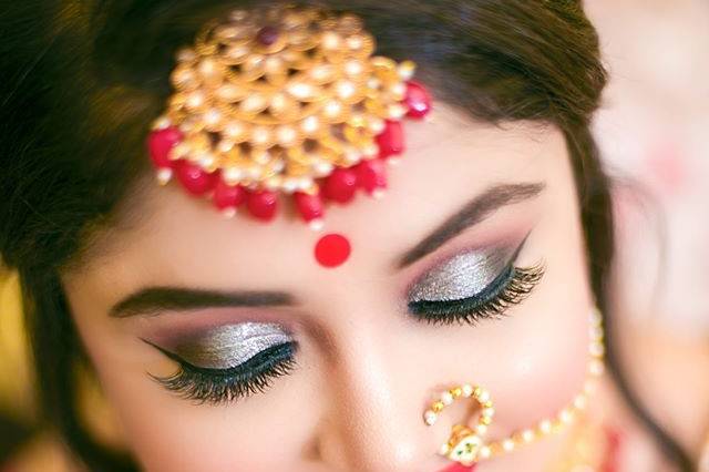 Bridal makeup