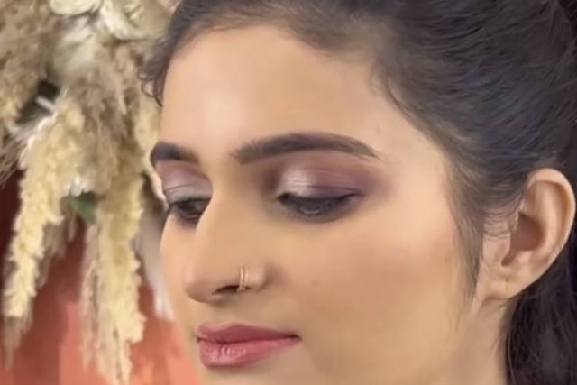 Party makeup
