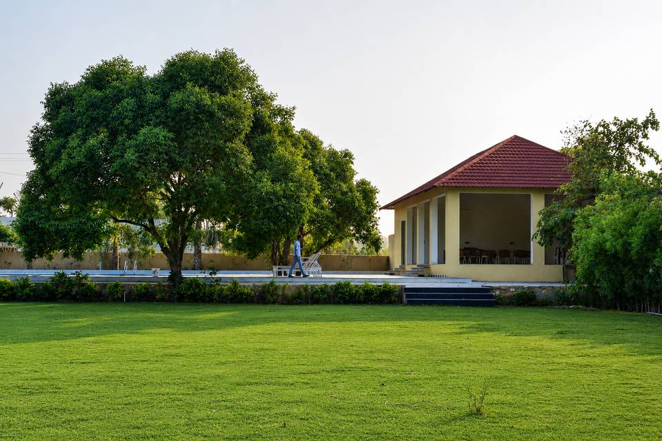 Wedding lawn