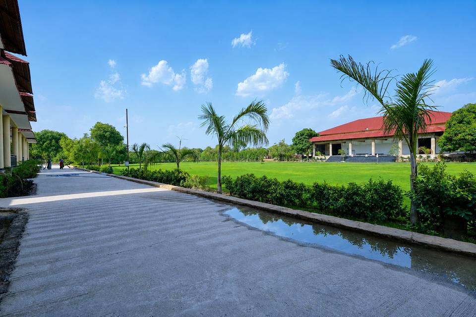Wedding lawn