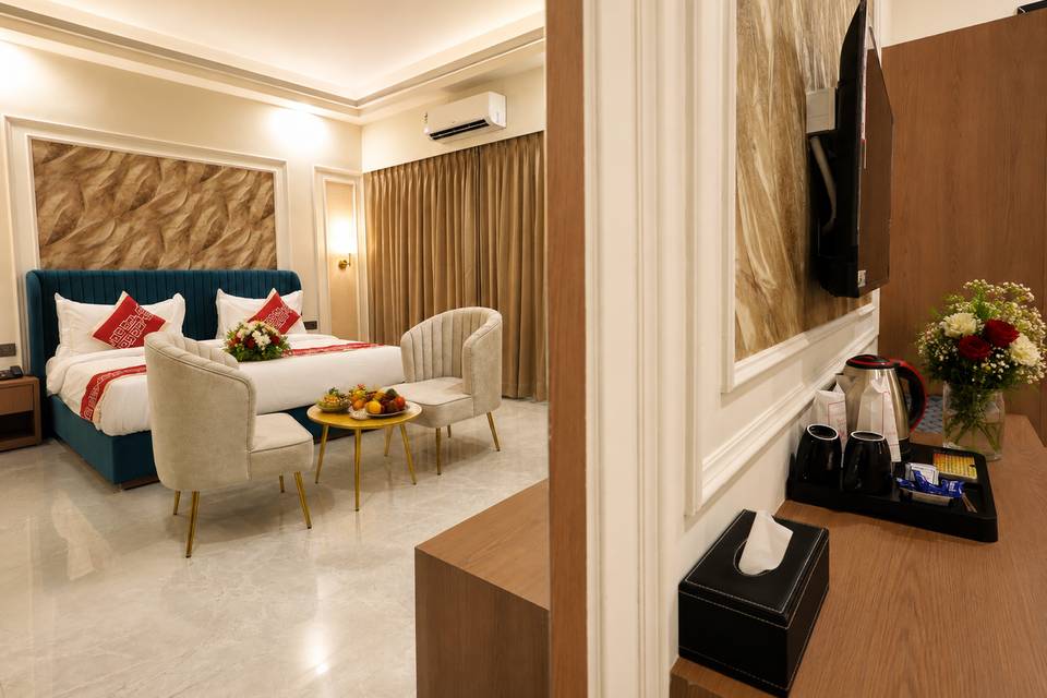 Family Suite with Jacuzzi