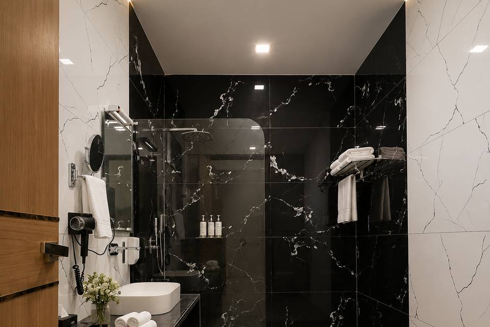 Family Suite with Jacuzzi