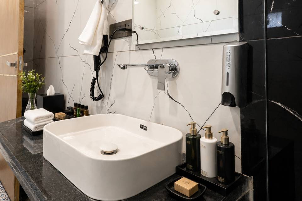 Family Suite with Jacuzzi