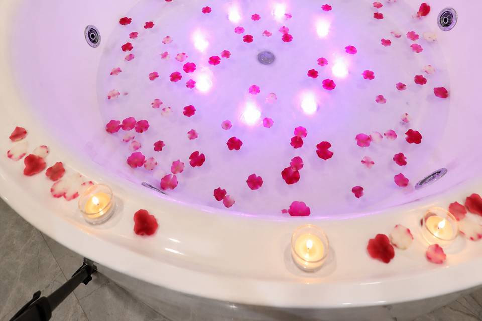 Family Suite with Jacuzzi