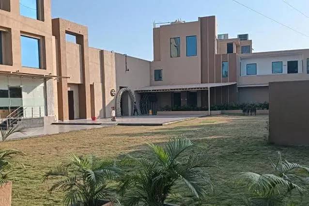 Lawn area