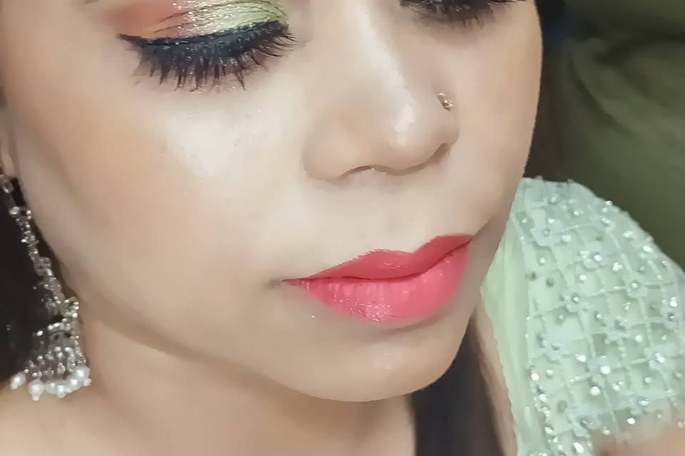 Party makeup