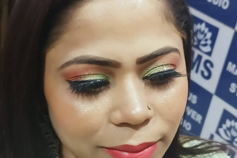 Party makeup