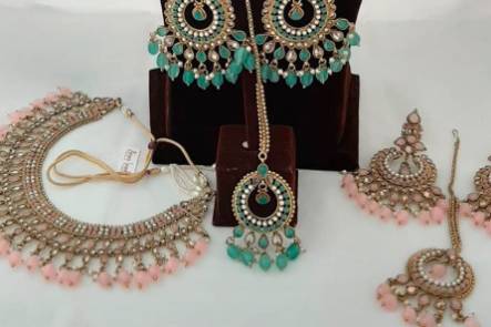 Arora Jewels