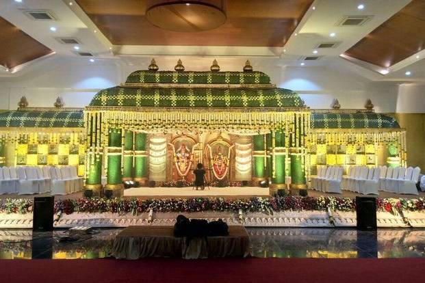 Indoor mandap