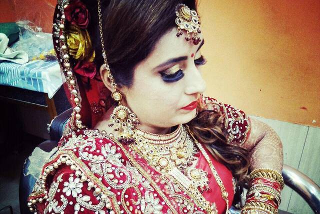 Bridal makeup