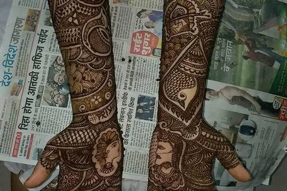 Vishnu Mehandi Artist - Price & Reviews | Hyderabad Mehndi Artists