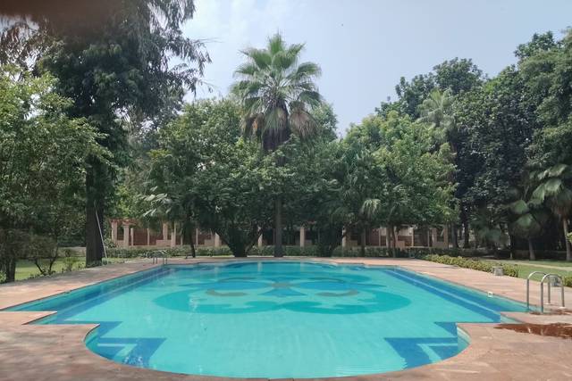 Pool Side for Mehendi