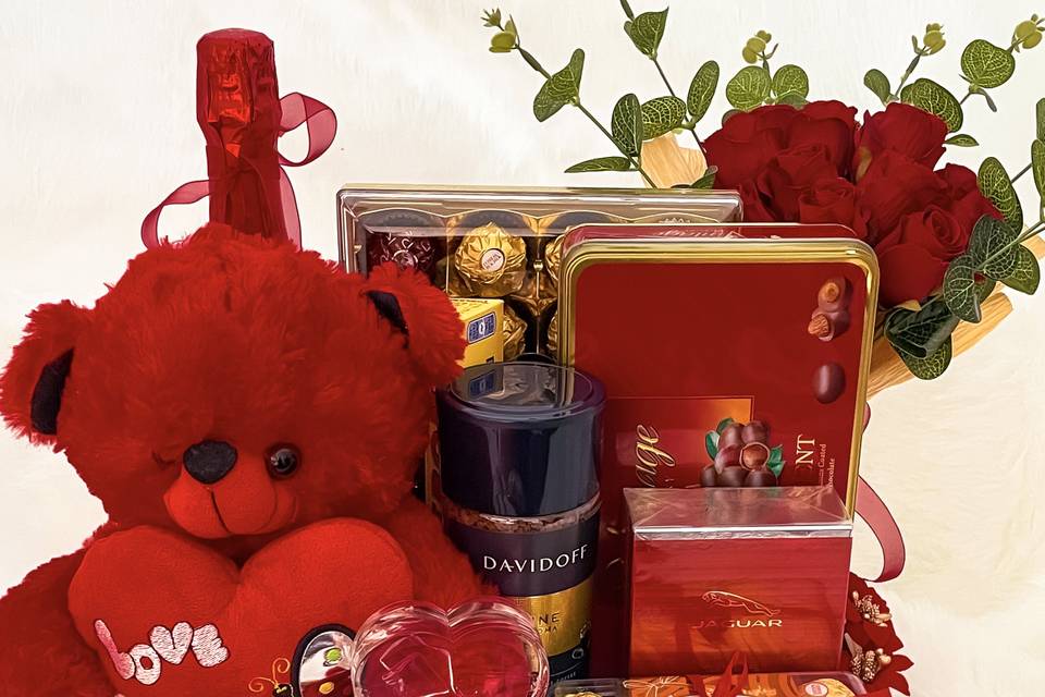 Valentine’s Day Gift Hampers
