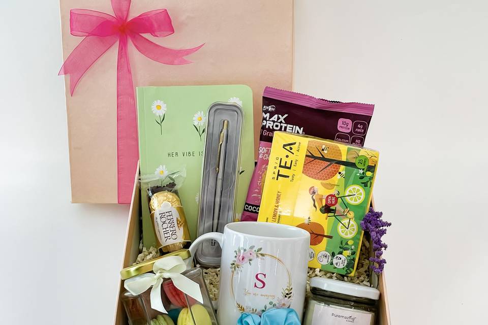 Womens day corporate gifts