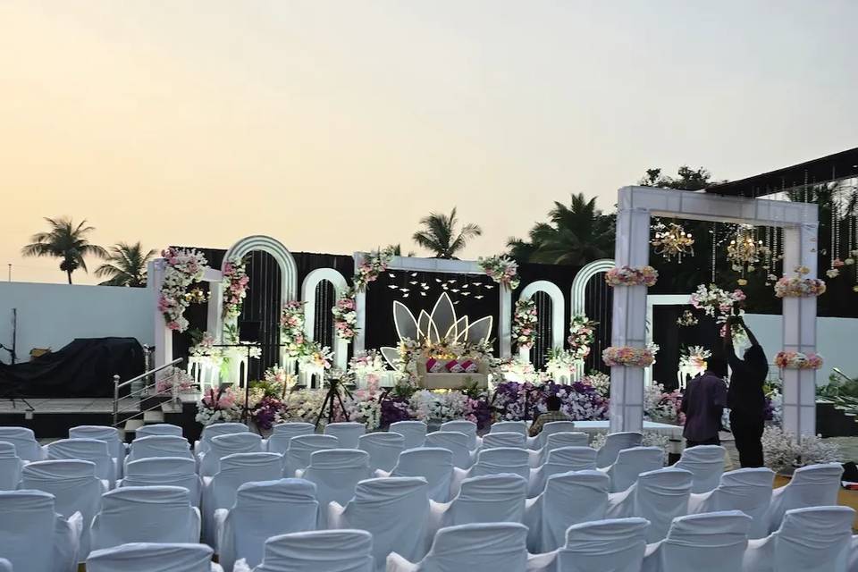 Lawn area
