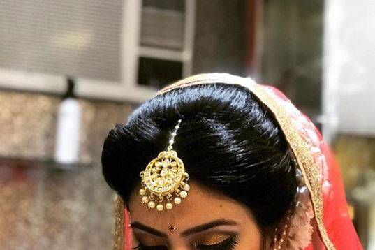 Bridal makeup