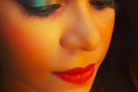 On Fleek Makeovers By Nisa Qureshi
