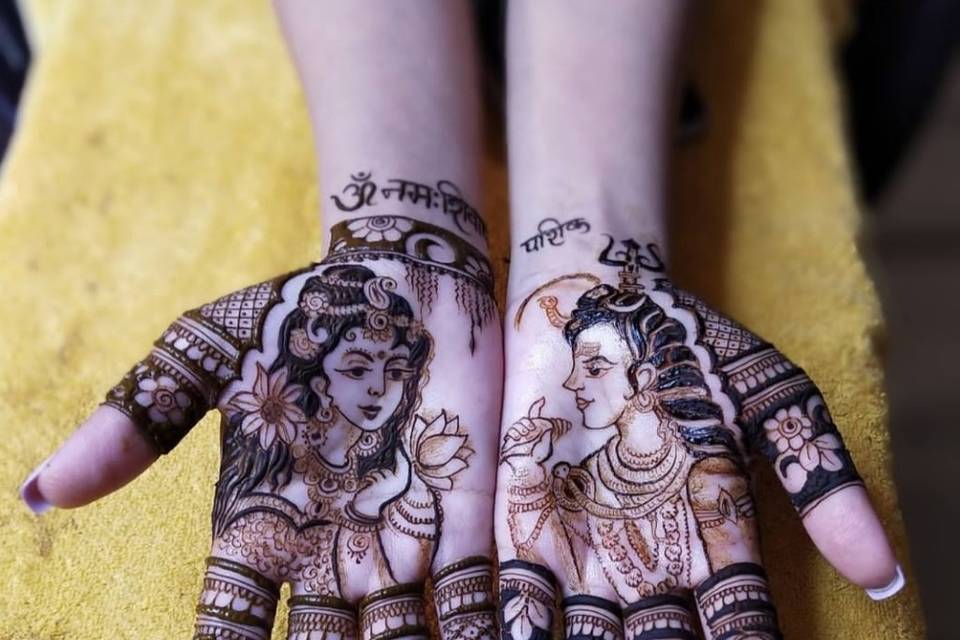 Guest simple mehndi designs