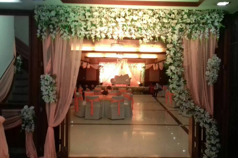 Wedding Flower Decoration by Arif