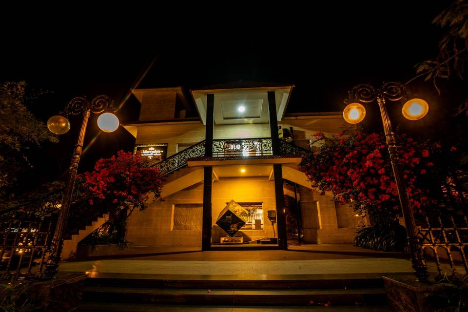 Banquet hall
