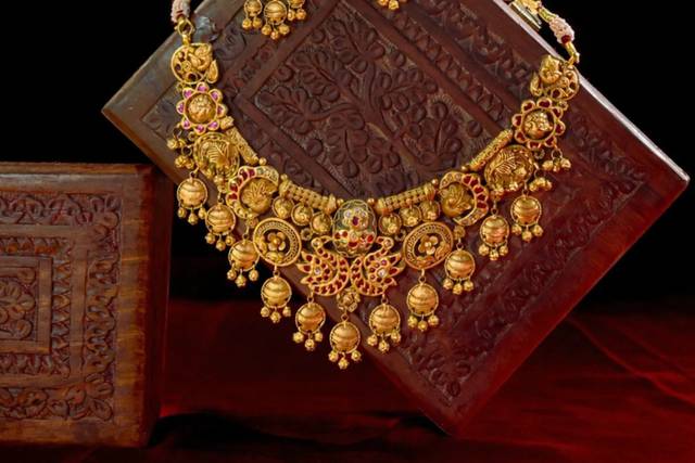 Bridal jewellery