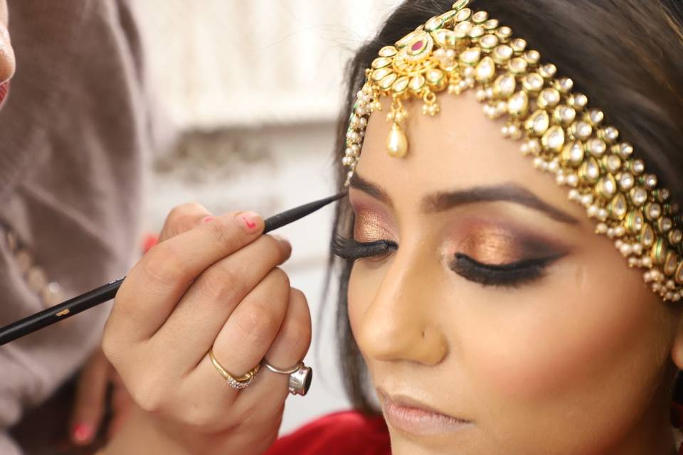 Surbhi Make Up Artist