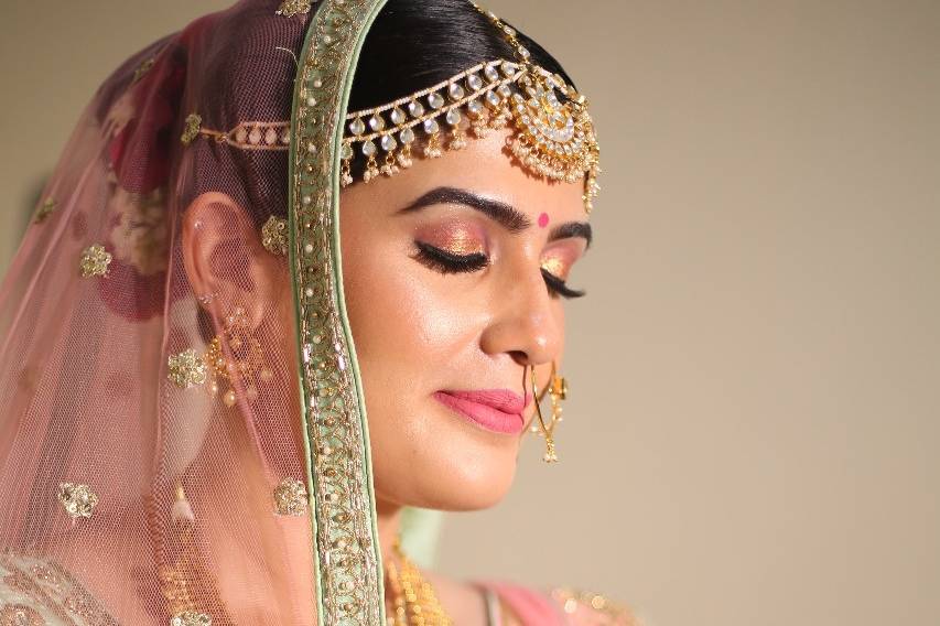 Surbhi Make Up Artist