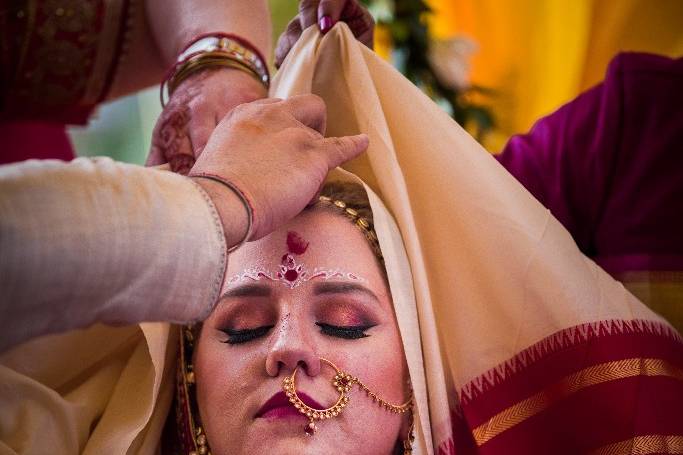 Bride candid