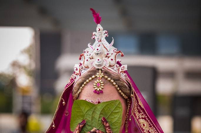 Bride candid