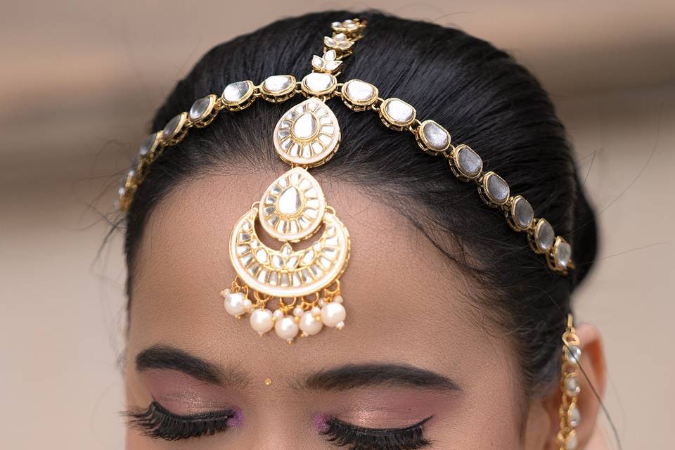 Party makeup