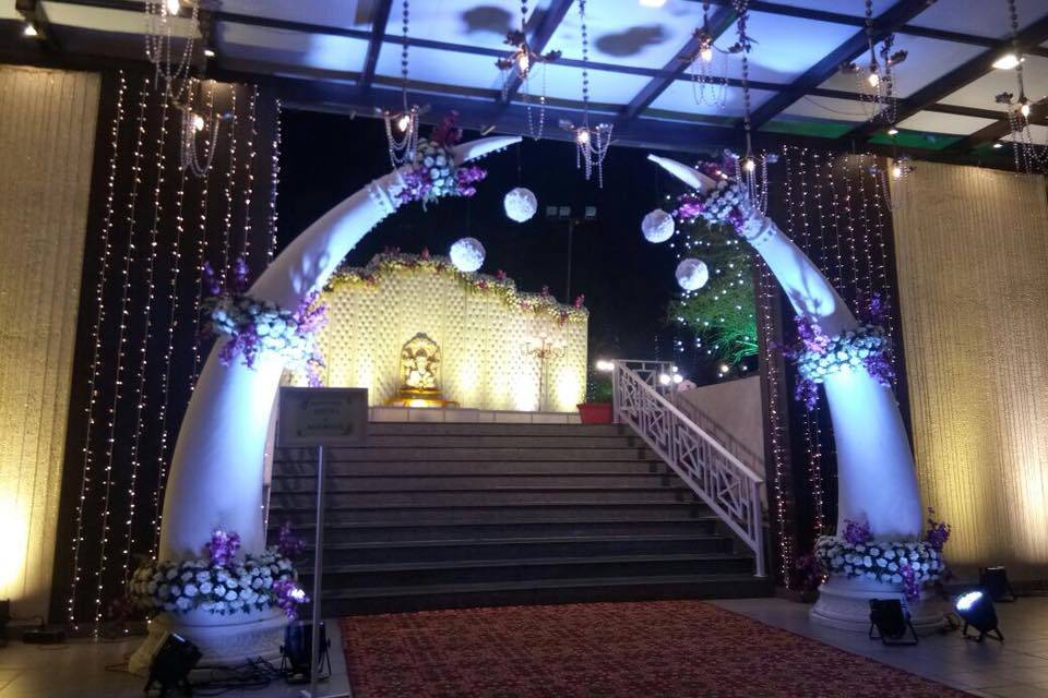 Entrance decor