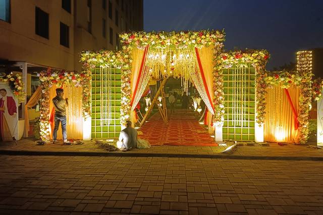 Entrance decor