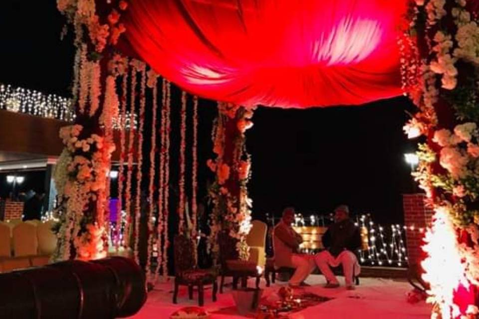 Floral mandap Decor