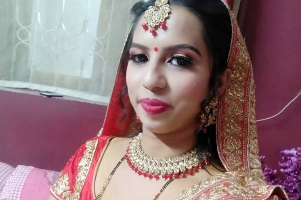 Simple bridal makeup