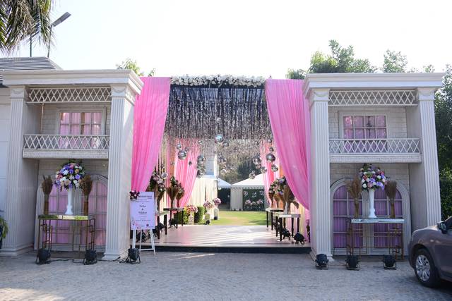 Entrance decor