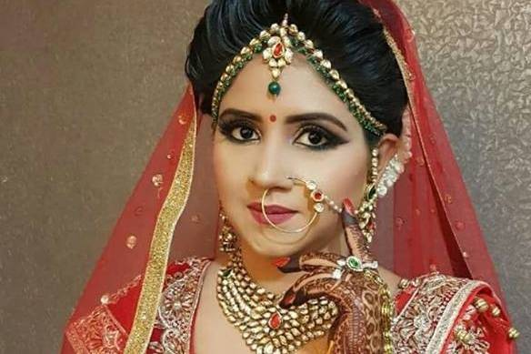 Bridal makeup