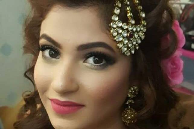 Lavish Look Beauty Salon, Agra - Makeup Salon - Fatehabad 