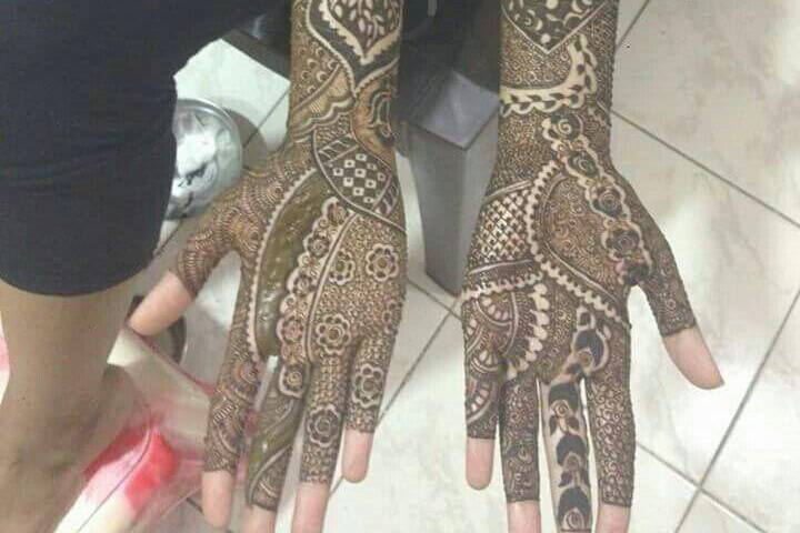 Designer mehndi