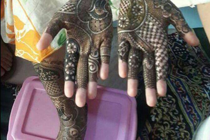 Designer mehndi