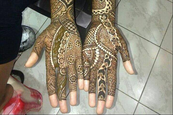 Designer mehndi