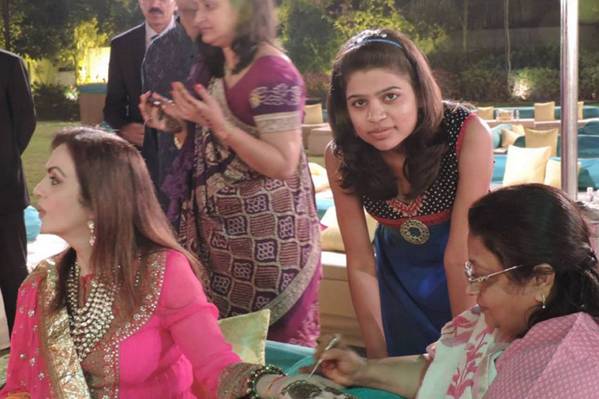 Damini Shah Mehendi Artist