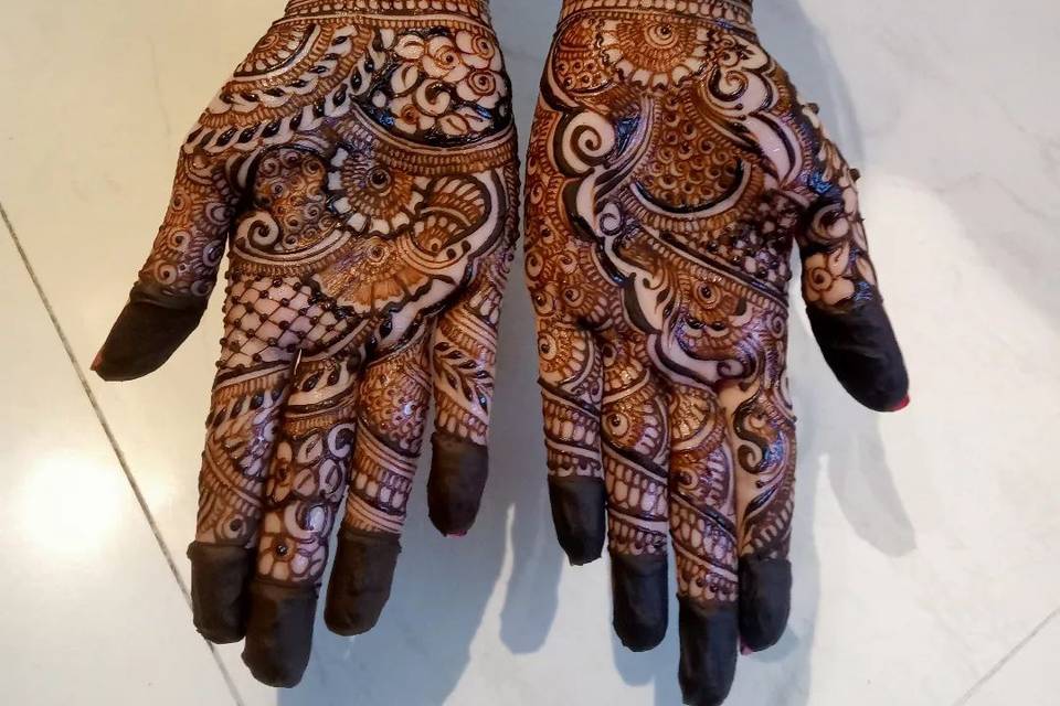 Taleem Mehendi Art