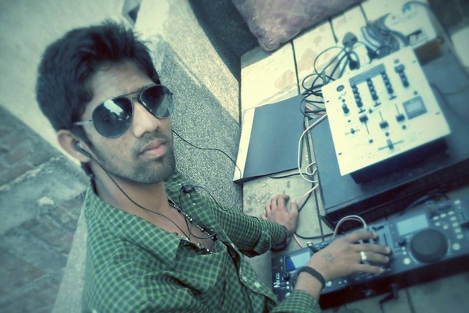 DJ Bhavani, Surat