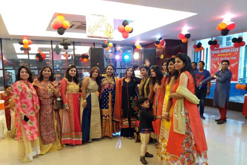 QUEEN DANCE & EVENT MANAGEMENT in Thakkarbapa Nagar,Ahmedabad - Best Dance  Classes in Ahmedabad - Justdial