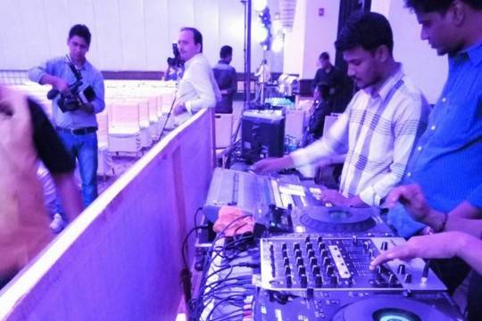 DJ service