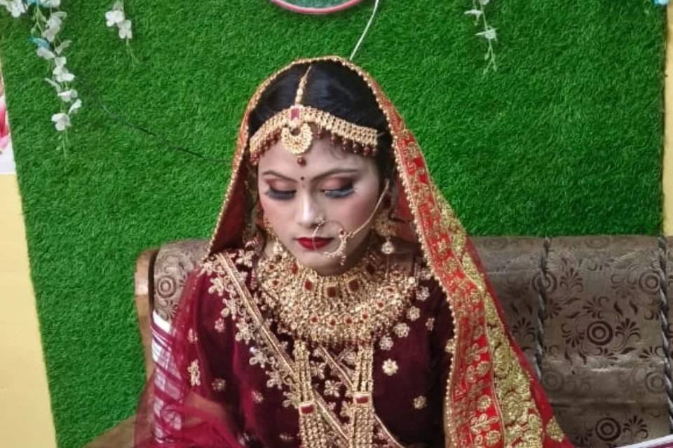 Bridal makeup