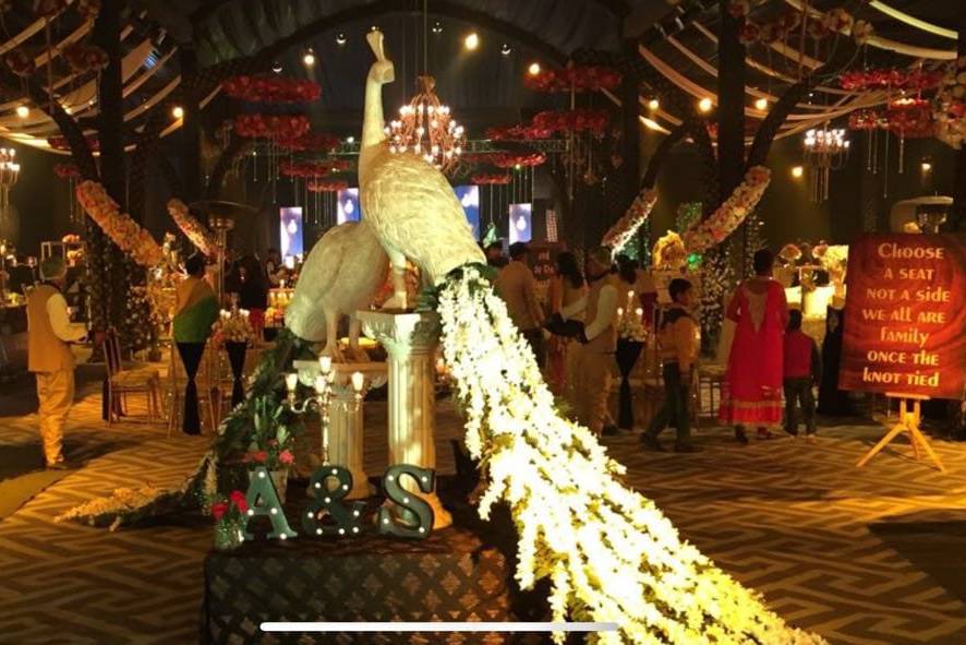 Riti Riwaz Theme Decoration - Decorator - Kasauli - Weddingwire.in