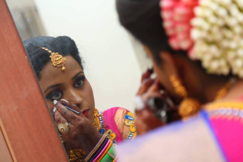 Traditional Makeup