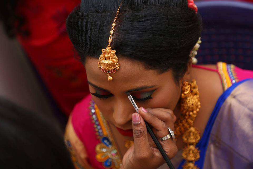 Traditional Makeup